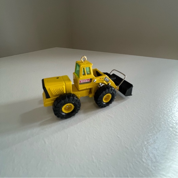 Vintage 1997 Hallmark keepsake Tonka mighty front loader ornament - Picture 11 of 12